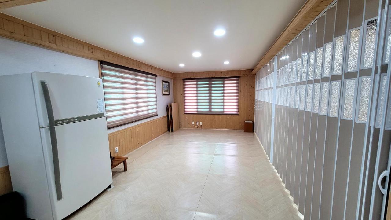 Rg Pension Hadong Exterior photo