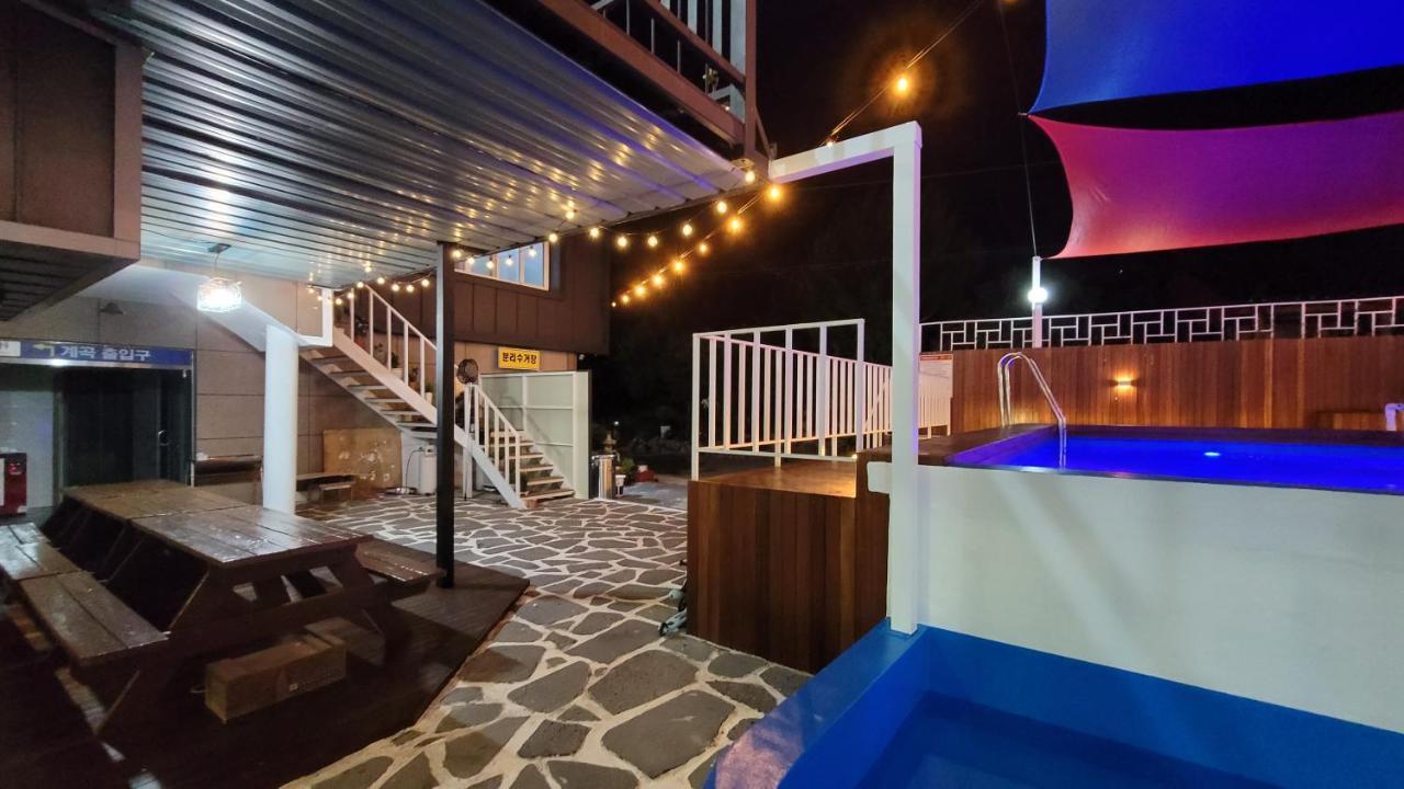 Rg Pension Hadong Exterior photo