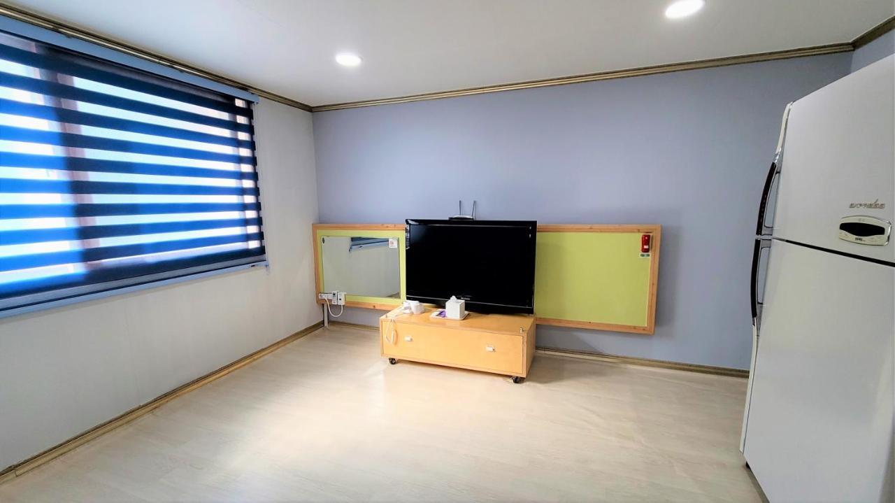 Rg Pension Hadong Exterior photo